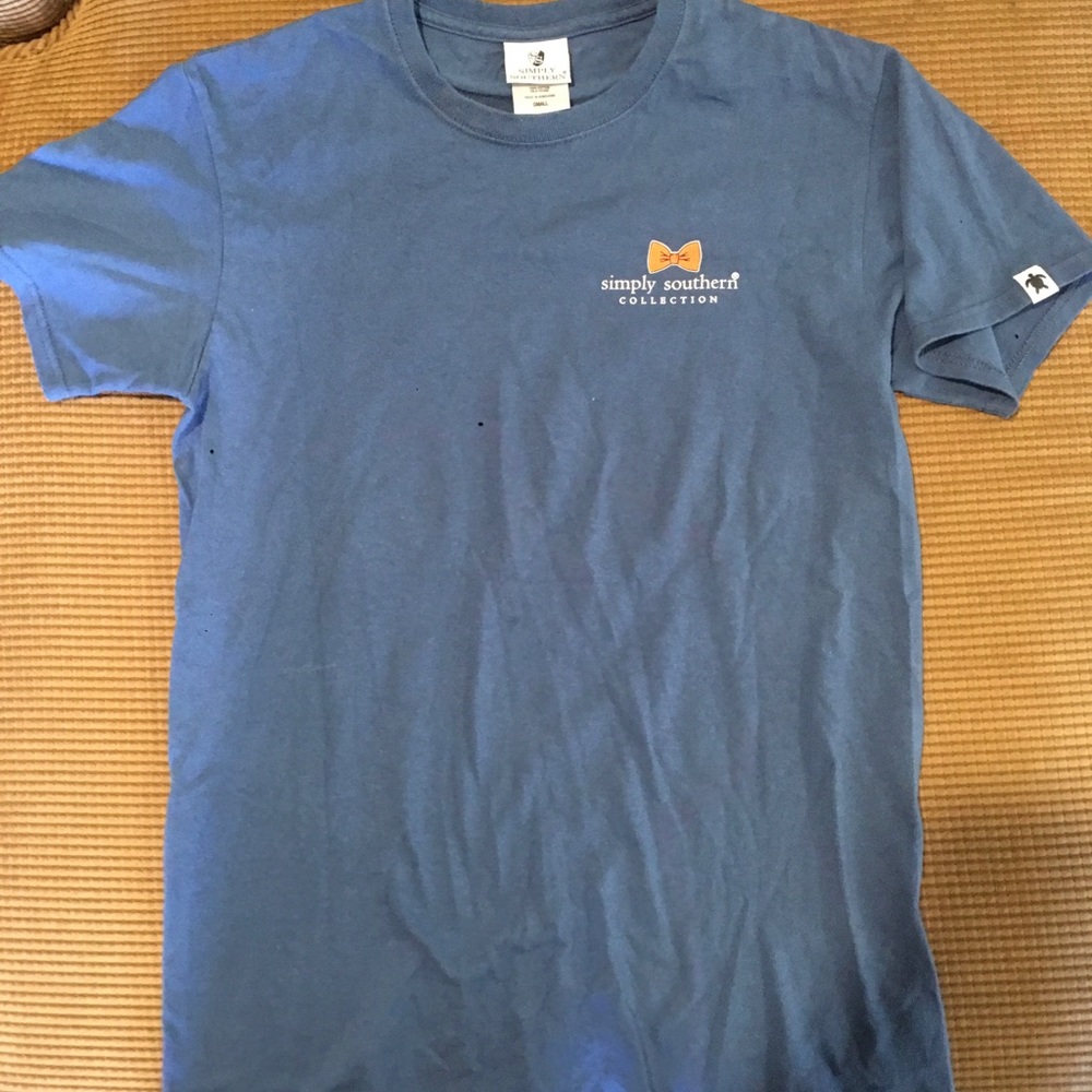 Simply Southern T-shirt size S